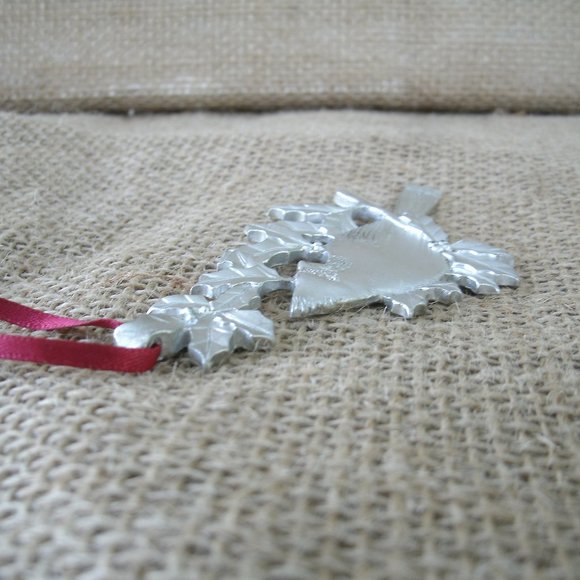 Pewter Cardinal & Holly Hanging Ornament - Picture 10 of 16